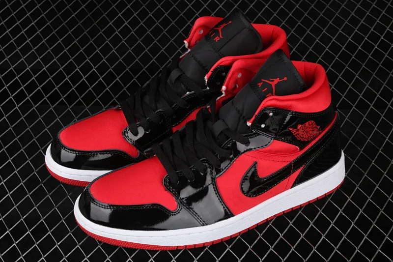 All categories Air Jordan Jordan series basketball shoes Air Jordan 1 Mid Air Jordan 1 Mid WMNS AJ1 Joe 1 black red patent leather silk BQ6472-600